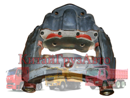 AZ9100443300 Суппорт передний HOWO A7 L